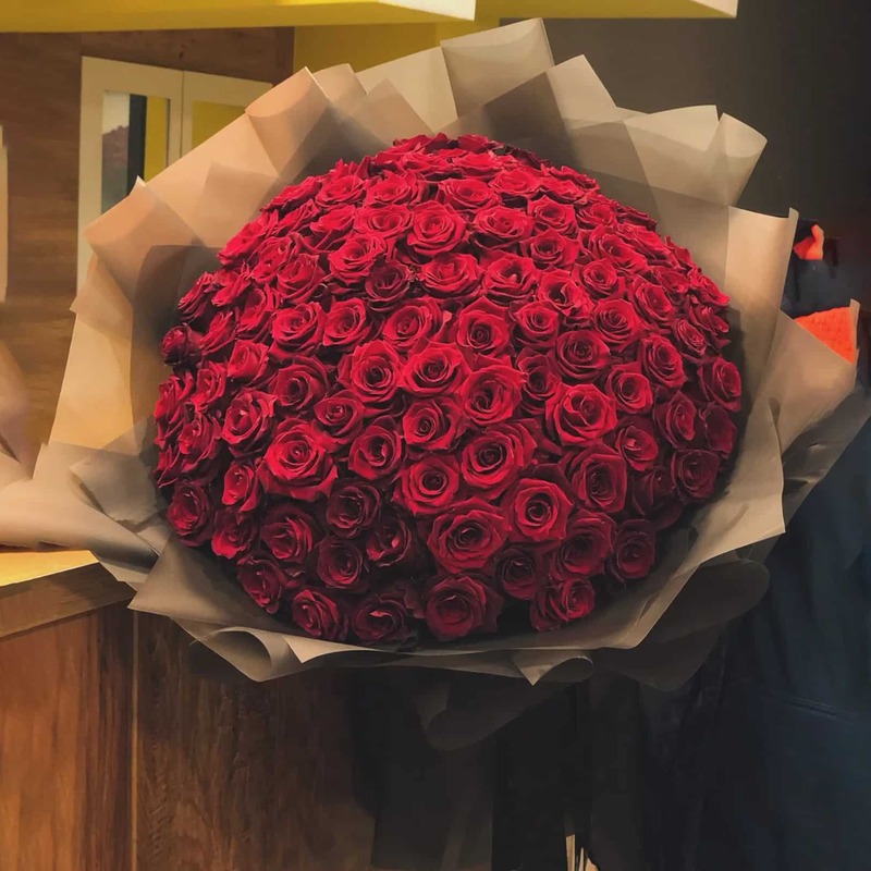 Buchet 101 trandafiri